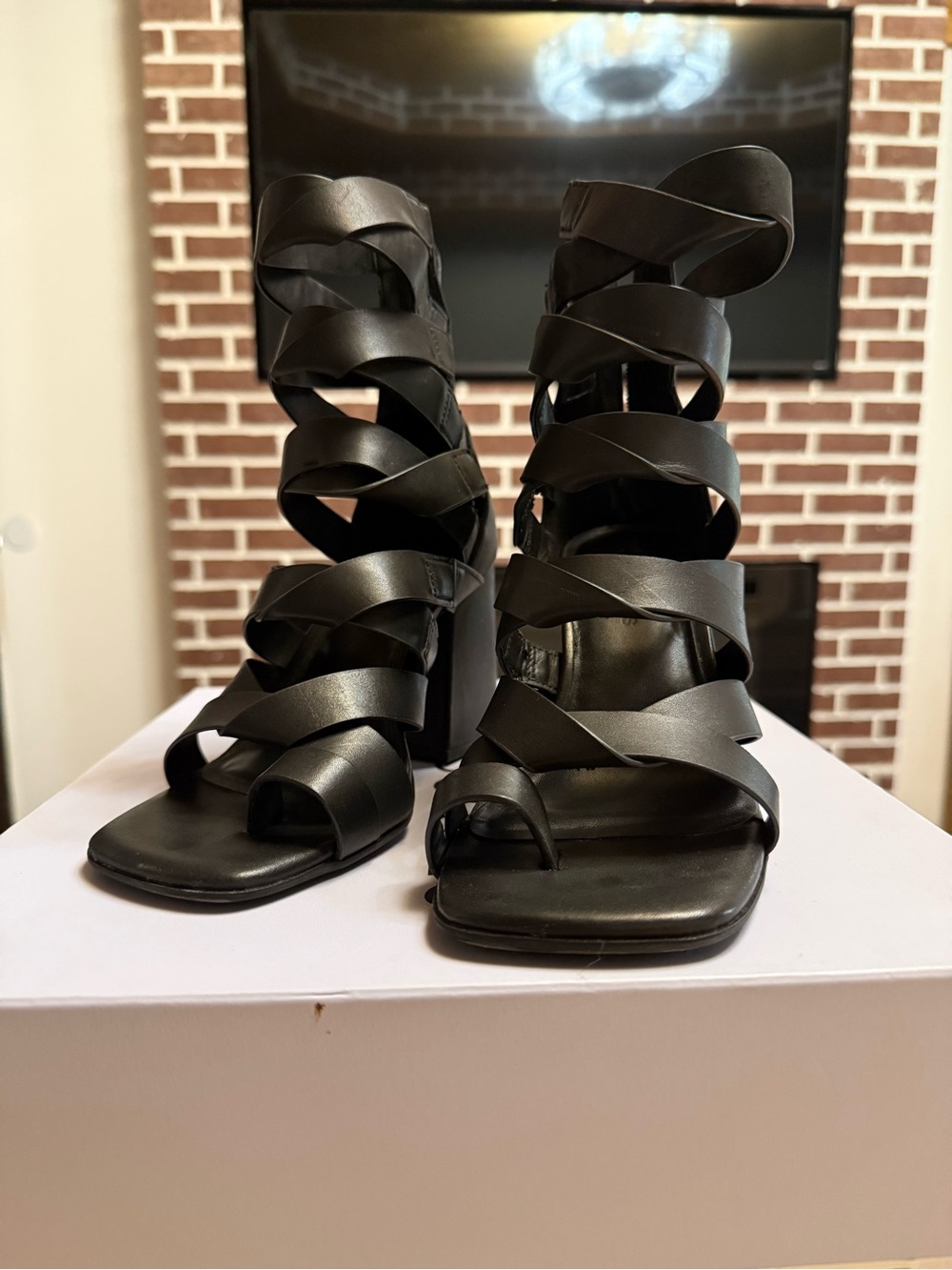 NIB Aerosoles Strappy Black High-Heel Gladiator Sandals - Women
